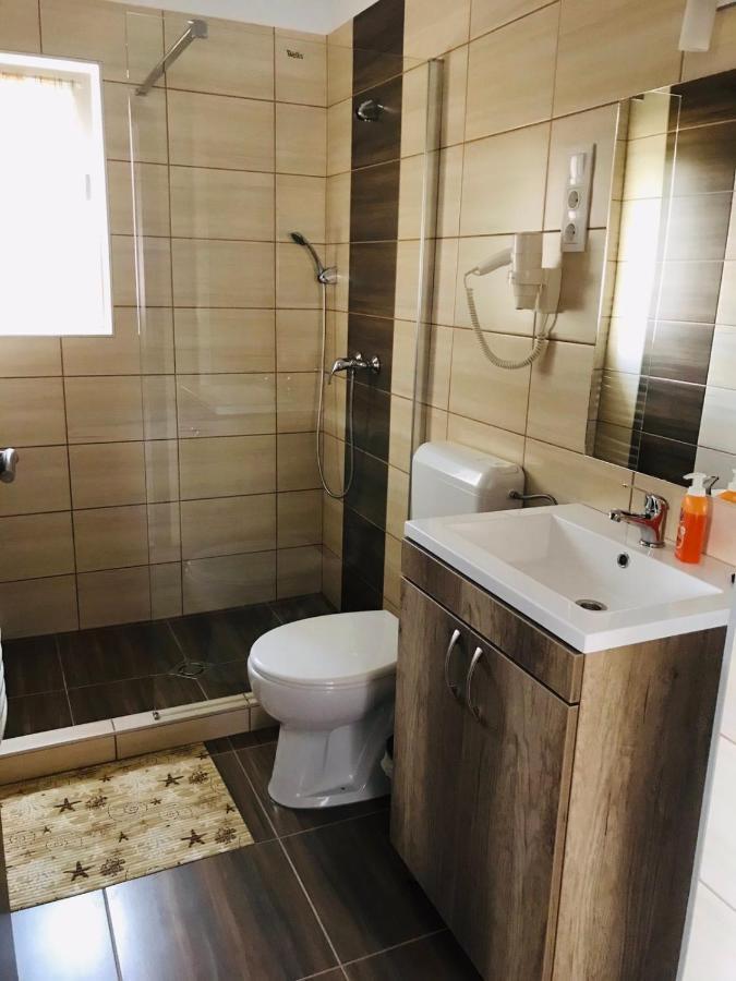Adrienn Apartman Sárvár Екстериор снимка